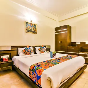 Fabhotel Oasis Dlf Phase 3 Hotel